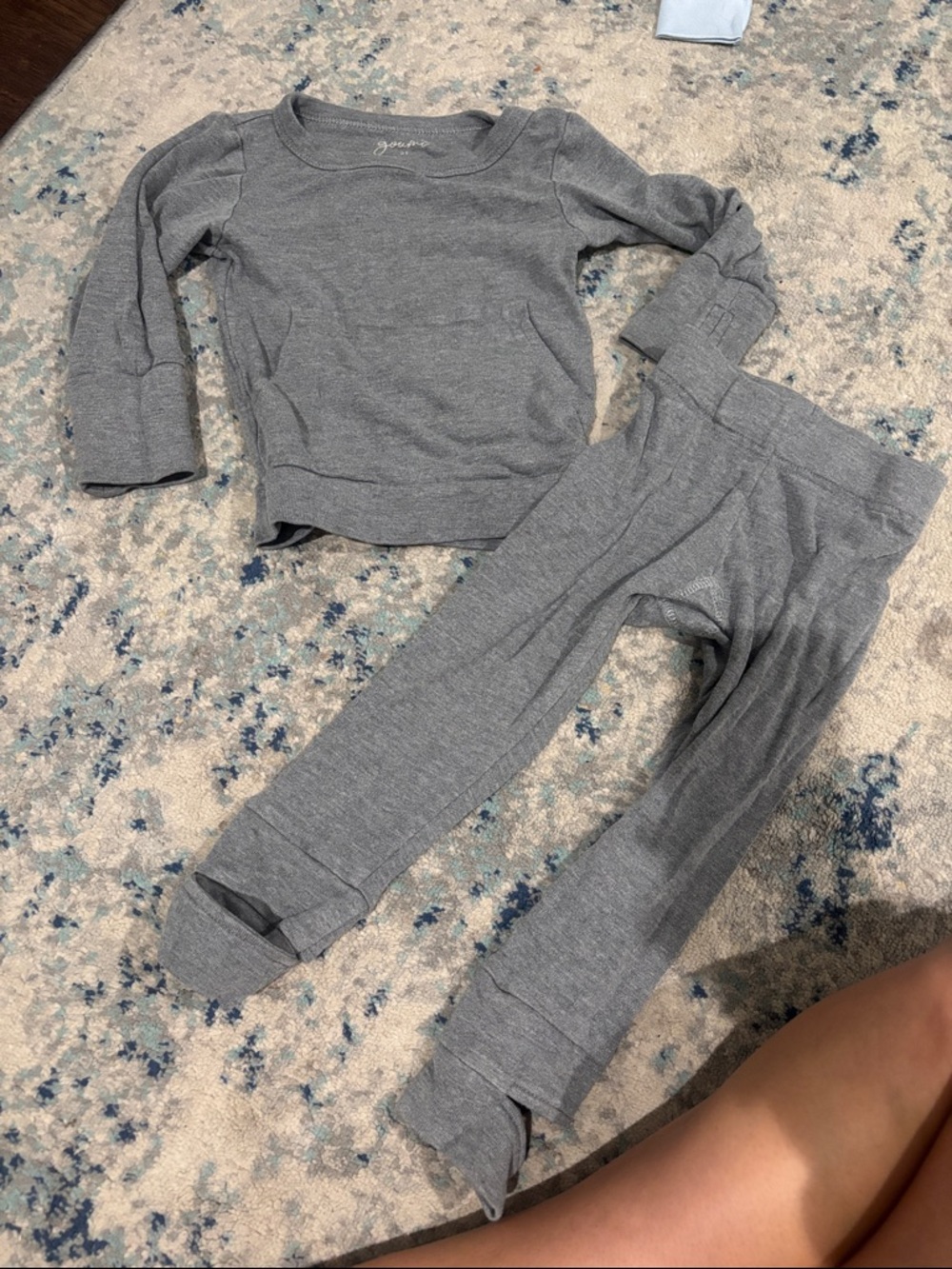 Goumi Kids Gray Slim Leggings & Top Set